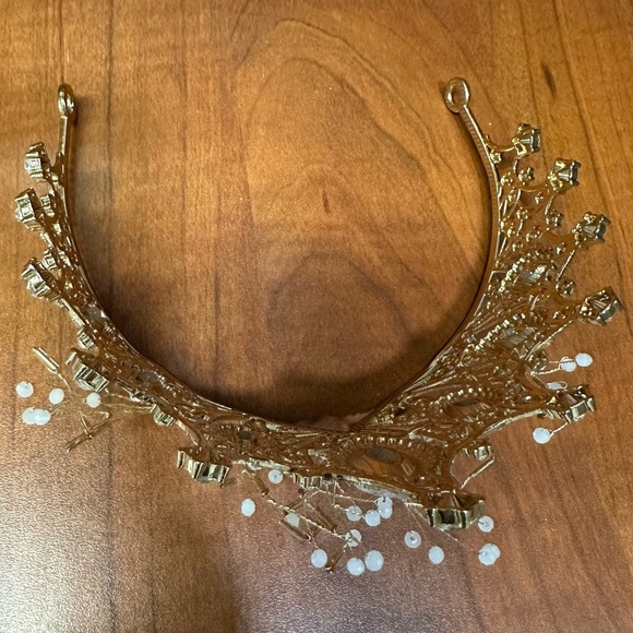 Elegant Gold Tiara with Crystal Accents - Picture 6 of 6